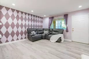 1043 Waltham Rd, Simi Valley, CA 93065 - Photo 54