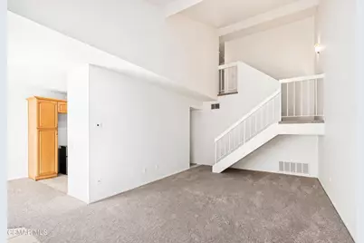 24705 Masters Cup Way, Valencia, CA 91355 - Photo 10