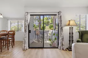 29105 E Thousand Oaks Blvd, Agoura Hills, CA 91301 - Photo 6