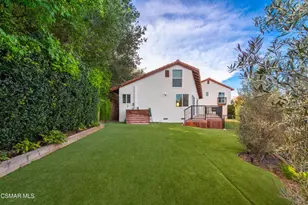 5076 Escobedo Dr, Woodland Hills, CA 91364 - Photo 38