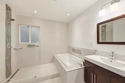 5076 Escobedo Drive, Woodland Hills, CA 91364 - Photo 20