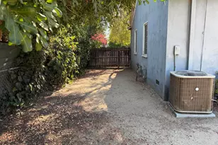 8847 Lindley Ave, Northridge, CA 91325 - Photo 24