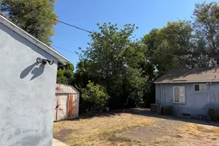 8847 Lindley Ave, Northridge, CA 91325 - Photo 32