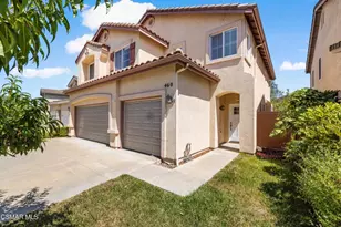 460 Fallbrook Ave, Newbury Park, CA 91320 - Photo 2