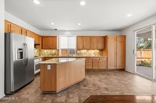 460 Fallbrook Ave, Newbury Park, CA 91320 - Photo 8