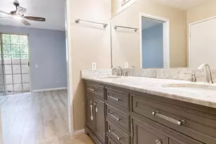 24109 Del Monte Dr., Valencia, CA 91355 - Photo 12