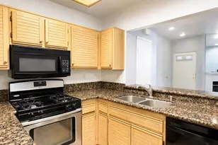 24109 Del Monte Dr., Valencia, CA 91355 - Photo 10
