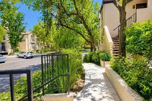 24109 Del Monte Dr., Valencia, CA 91355 - Photo 4