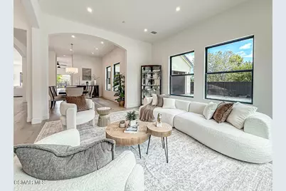 395 Sherwood Court, Thousand Oaks, CA 91361 - Photo 12