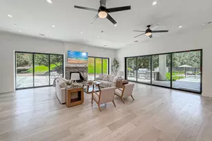 395 Sherwood Ct, Thousand Oaks, CA 91361 - Photo 20