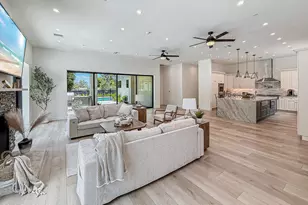 395 Sherwood Ct, Thousand Oaks, CA 91361 - Photo 18