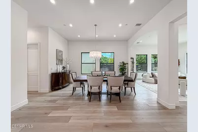 395 Sherwood Court, Thousand Oaks, CA 91361 - Photo 14