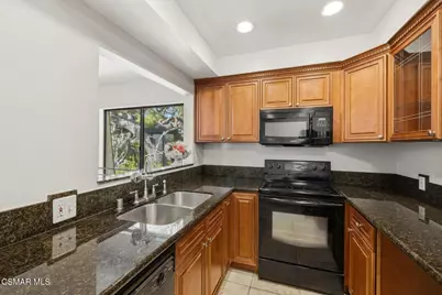 4700 Natick Avenue #310, Sherman Oaks, CA 91403 - Photo 8