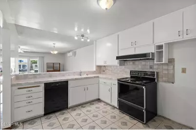 1654 Edgewater Lane, Camarillo, CA 93010 - Photo 14
