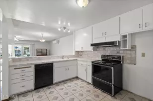1654 Edgewater Ln, Camarillo, CA 93010 - Photo 14