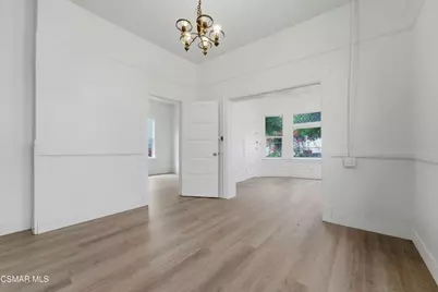 638 N Bunker Hill Avenue, Los Angeles, CA 90012 - Photo 6