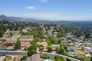 6129 Ellenview Ave, Woodland Hills, CA 91367 - Photo 44