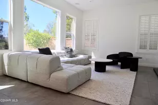 6072 Mandeville Pl, Oak Park, CA 91377 - Photo 18