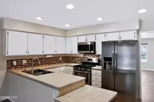 1100 Glenbridge Cir, Westlake Village, CA 91361 - Photo 10