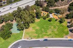 786 Capitan St, Newbury Park, CA 91320 - Photo 40