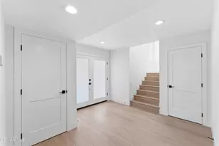 6022 Cielo Vista Ct, Camarillo, CA 93012 - Photo 2