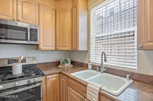 4442 Vista Del Monte Ave, Sherman Oaks, CA 91403 - Photo 12