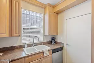 4442 Vista Del Monte Ave, Sherman Oaks, CA 91403 - Photo 14