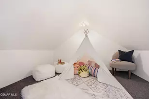 261 Scarborough St, Thousand Oaks, CA 91361 - Photo 30