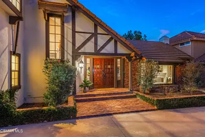 261 Scarborough Street, Thousand Oaks, CA 91361 - Photo 2