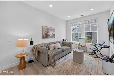 122 Red Brick Drive #6, Simi Valley, CA 93065 - Photo 20