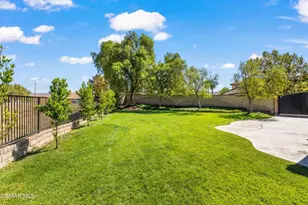 29475 Sequoia Rd, Canyon Country, CA 91387 - Photo 20