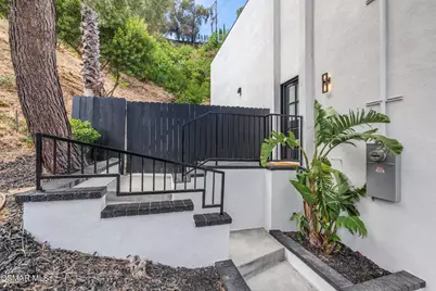 8655 Appian Way, Los Angeles, CA 90046 - Photo 42