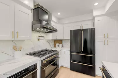 8655 Appian Way, Los Angeles, CA 90046 - Photo 18