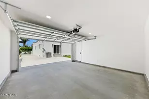 2958 Bl West Blvd, Los Angeles, CA 90016 - Photo 28