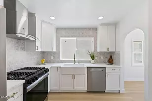 2958 Bl West Blvd, Los Angeles, CA 90016 - Photo 12
