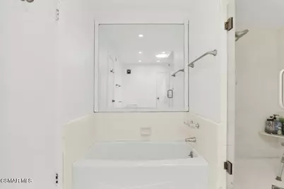23767 Burbank Boulevard, Woodland Hills, CA 91367 - Photo 26