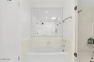 23767 Burbank Blvd, Woodland Hills, CA 91367 - Photo 26