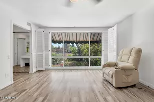 23767 Burbank Blvd, Woodland Hills, CA 91367 - Photo 28