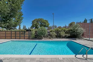 23767 Burbank Blvd, Woodland Hills, CA 91367 - Photo 38