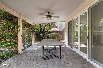 23767 Burbank Boulevard, Woodland Hills, CA 91367 - Photo 30