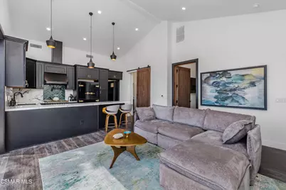 1049 Calle Las Trancas, Thousand Oaks, CA 91360 - Photo 16