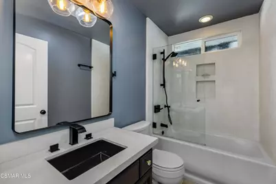 1049 Calle Las Trancas, Thousand Oaks, CA 91360 - Photo 42