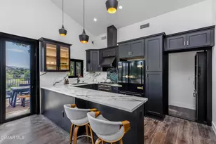 1049 Calle Las Trancas, Thousand Oaks, CA 91360 - Photo 22