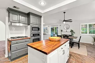 2085 Casual Ct, Simi Valley, CA 93065 - Photo 18