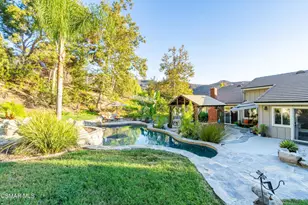 2085 Casual Ct, Simi Valley, CA 93065 - Photo 46