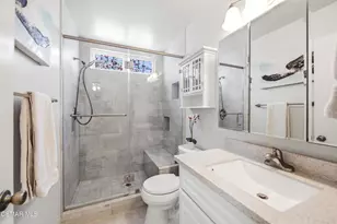 6547 Pinion St, Oak Park, CA 91377 - Photo 20