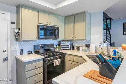 3974 Cochran Street #80, Simi Valley, CA 93063 - Photo 8