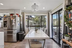27929 Tyler Ln, Canyon Country, CA 91387 - Photo 8