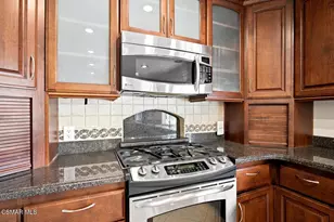 273 Locust Ave, Oak Park, CA 91377 - Photo 30