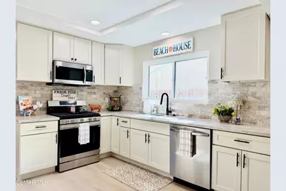 4625 Pomona Street, Ventura, CA 93003 - Photo 10